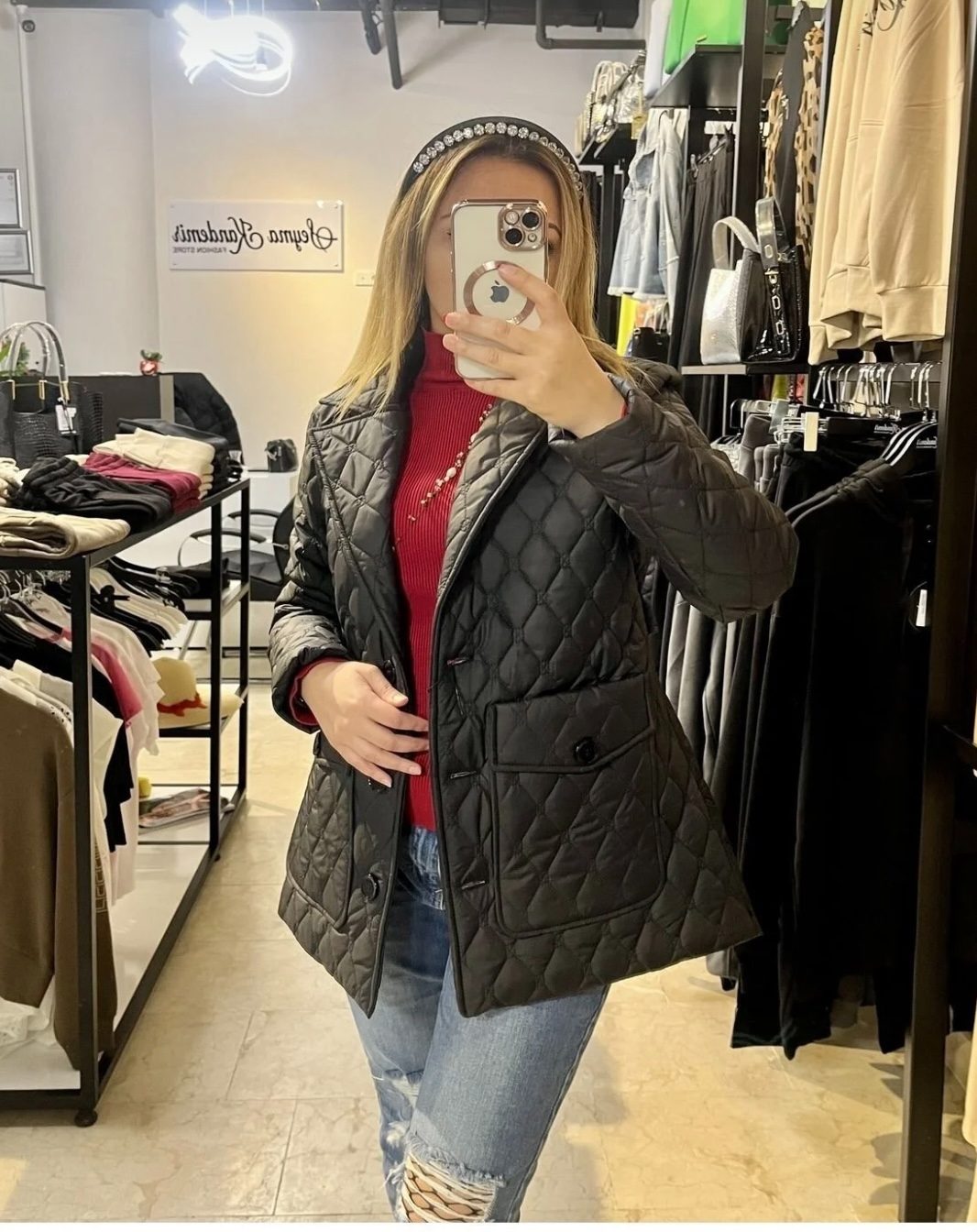 Siyah Cepli Şişme Kısa Mont