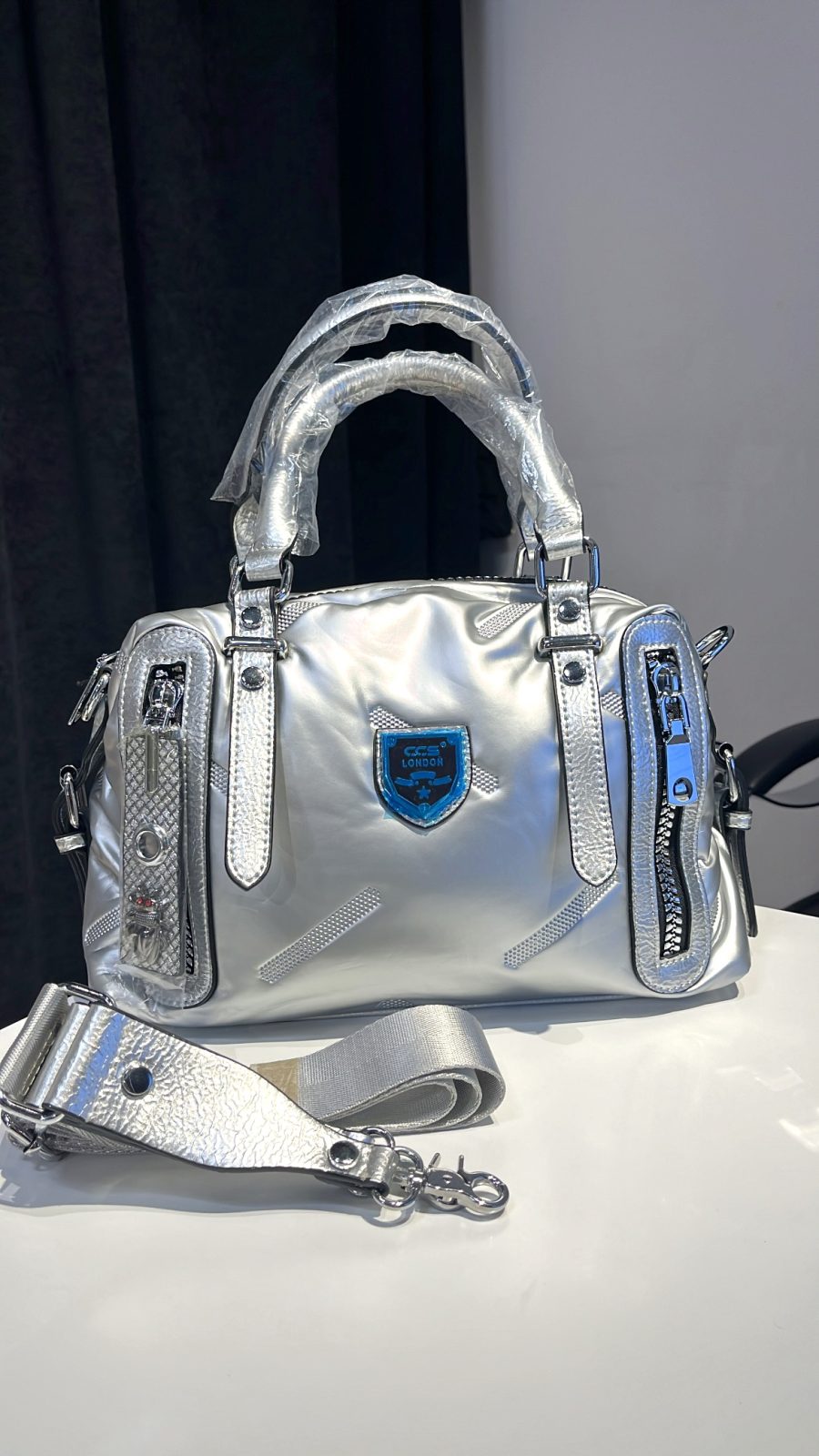 Gümüş Fermuar Detaylı Omuz ve El Çantası