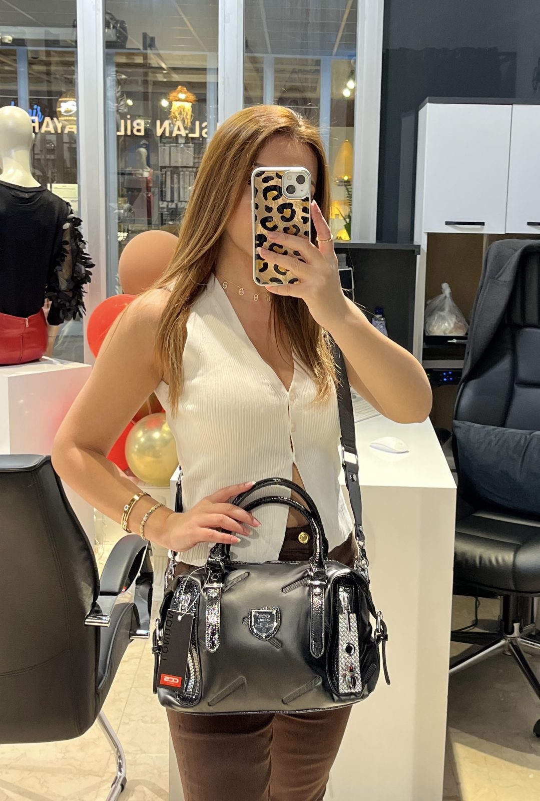 Siyah Fermuar Detaylı Omuz ve El Çantası