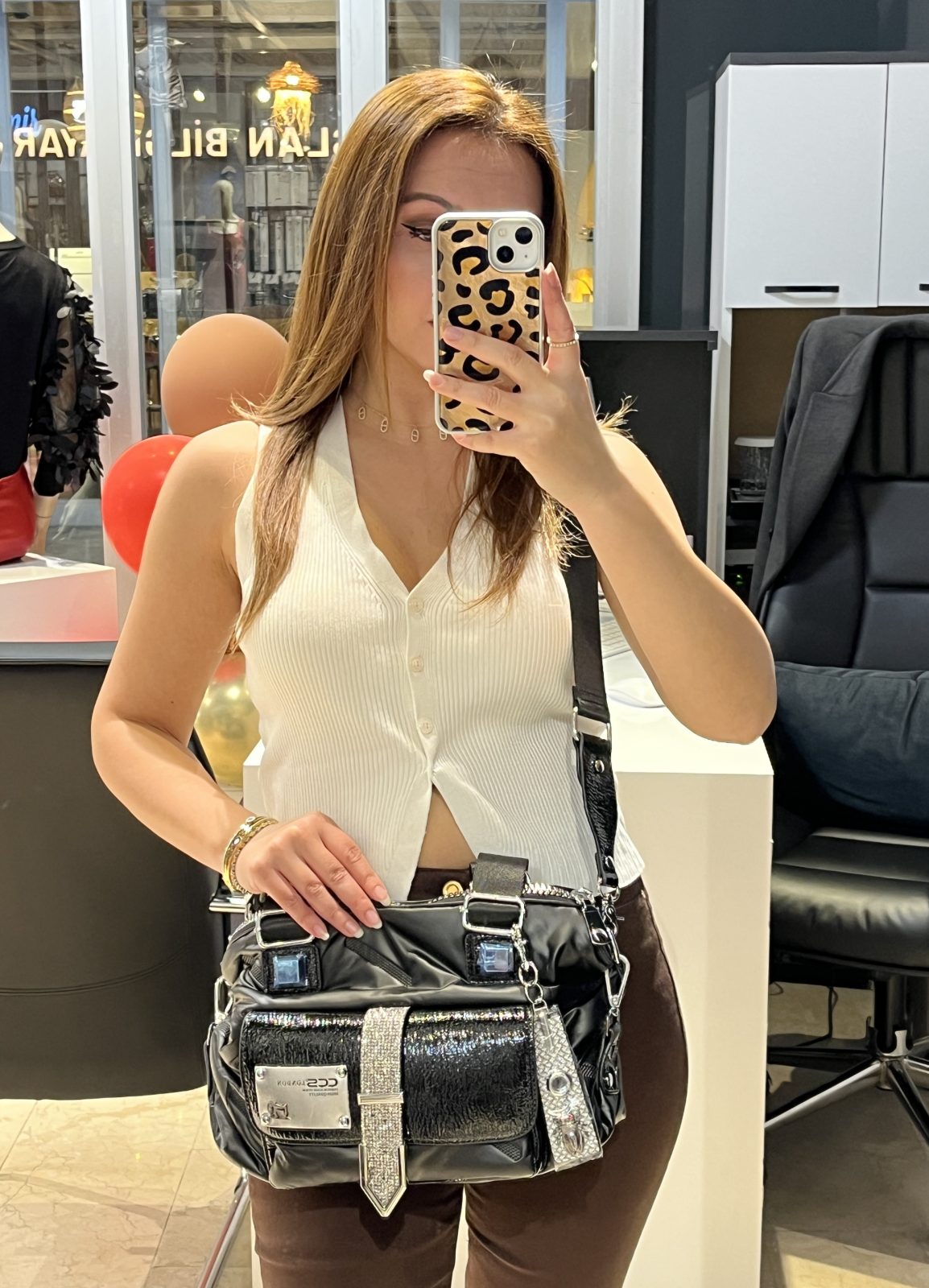 Kemerli Taş Detaylı Omuz ve El Çantası