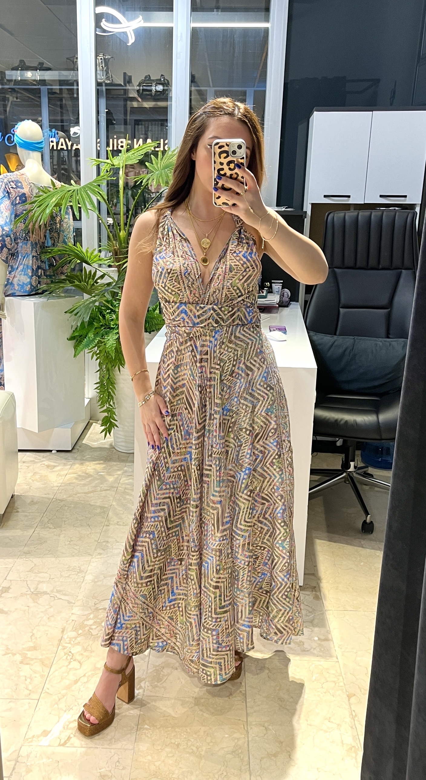 Kahveli Desenli Bağlama Detaylı Sarı İpek Elbise