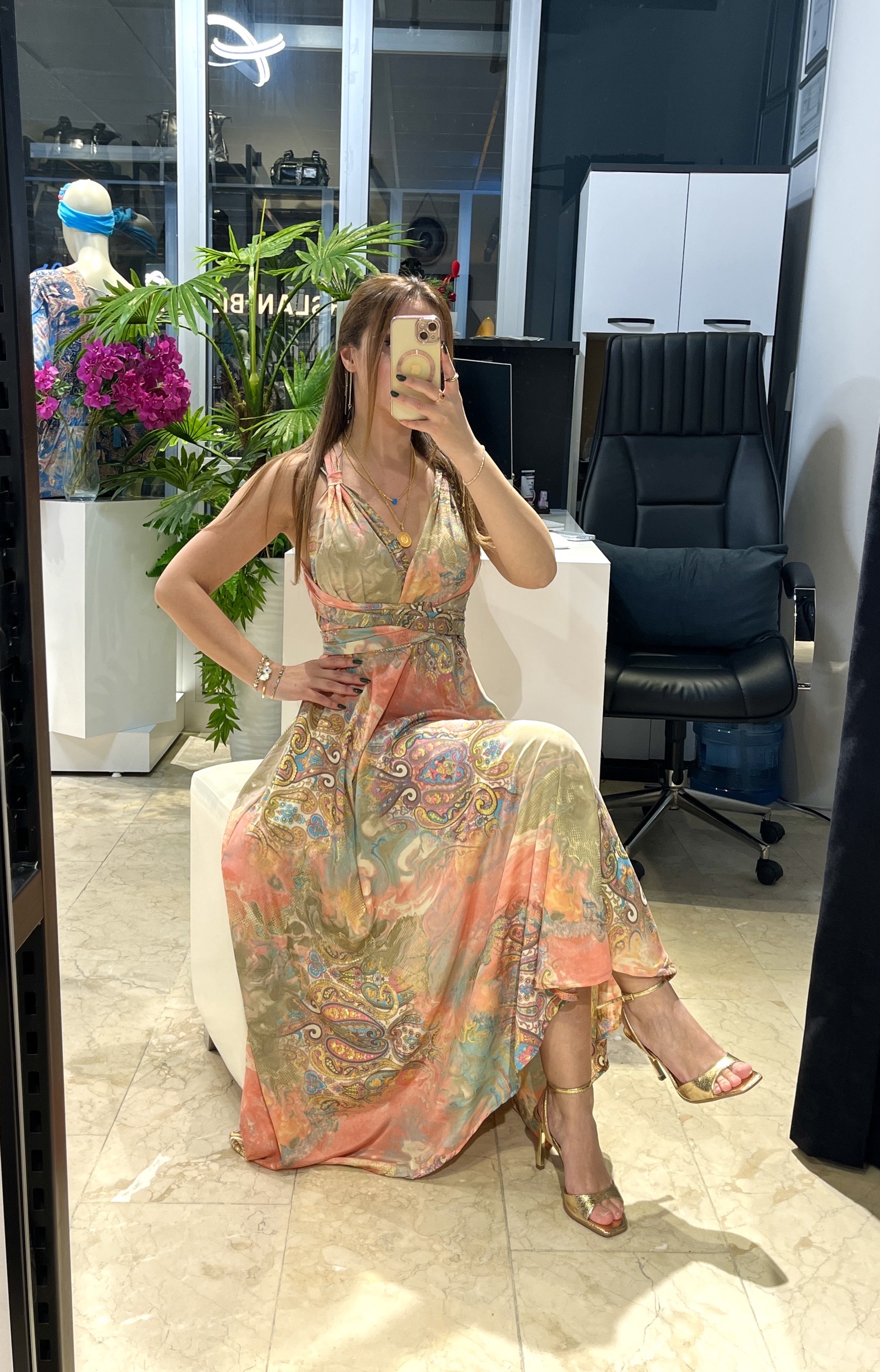 Turuncu Renkli Desenli Bağlama Detaylı İpek Elbise